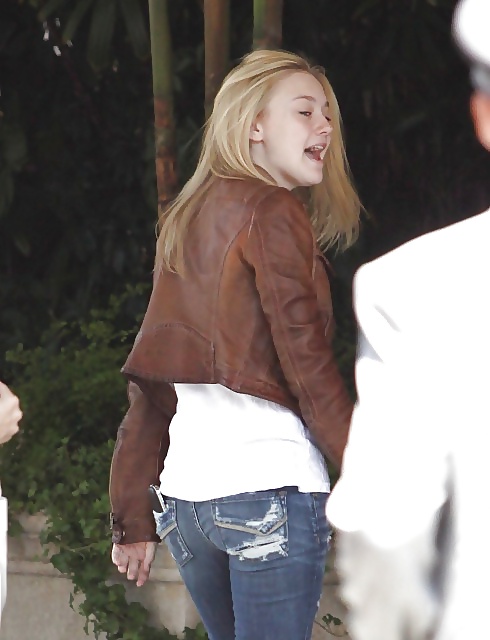 Dakota fanning
 #40825973