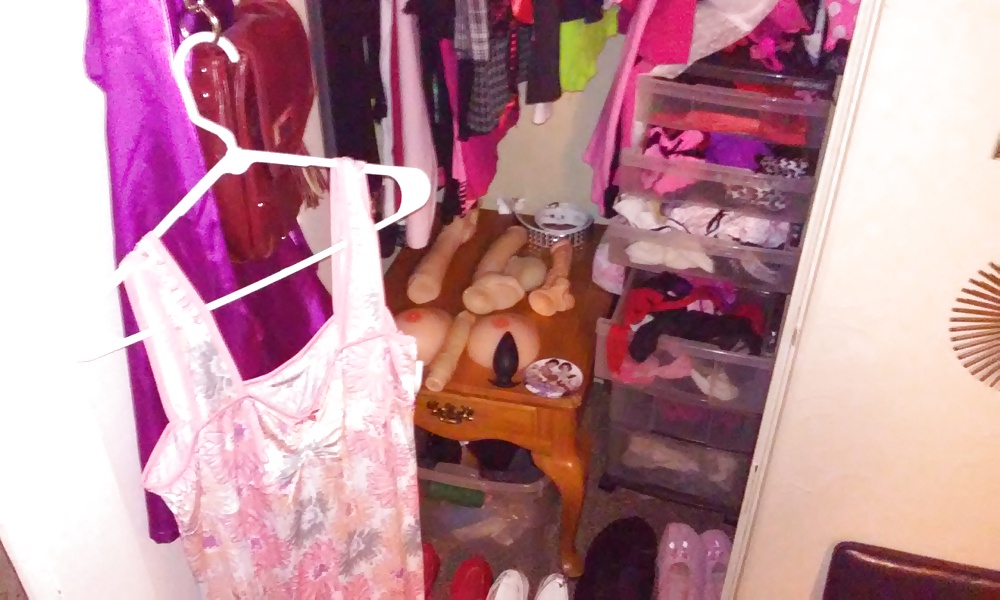 Lisa's closet and other Crossdressing fun #40740754