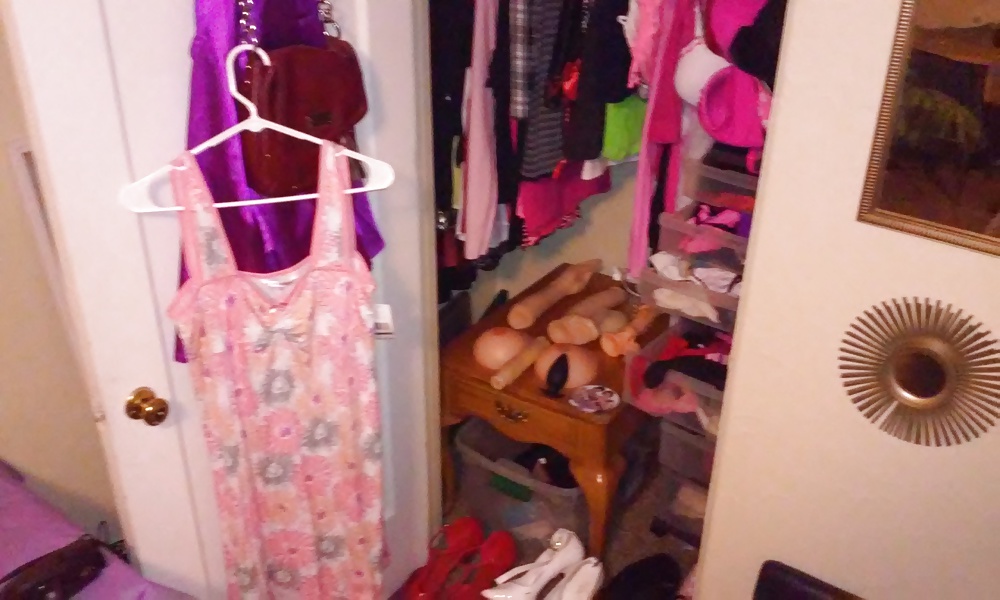 Lisa's closet and other Crossdressing fun #40740792