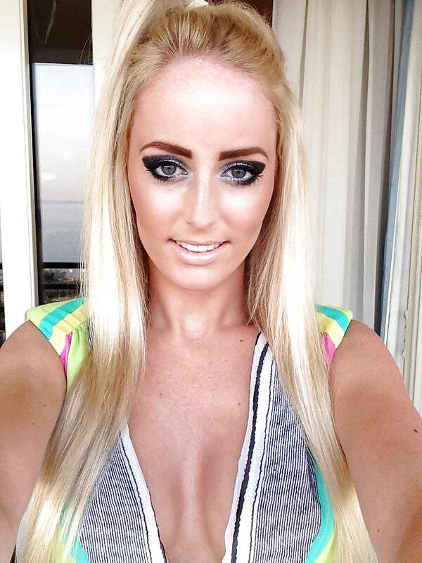 Facebook sluts- kim jones
 #23105777