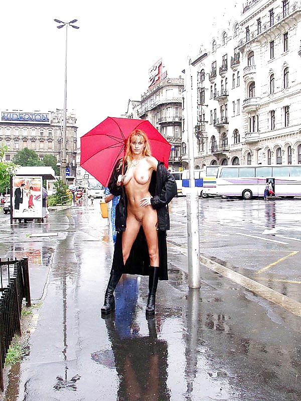 Budapest public nude 5 - agnes  #31626049