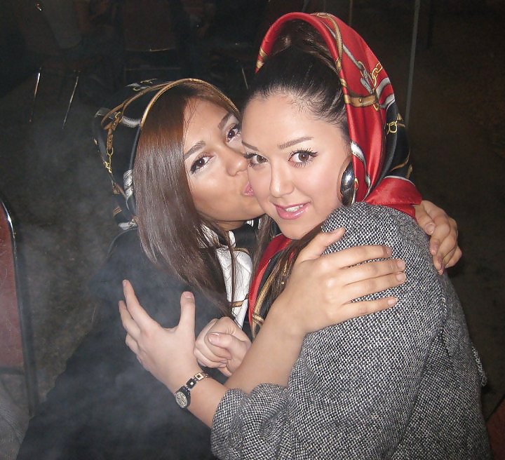 Iranische Lesbisch #36205807