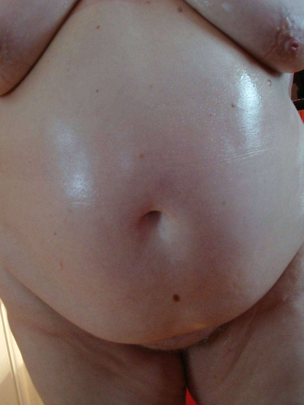 ..a whole lot of belly!!! #33751269