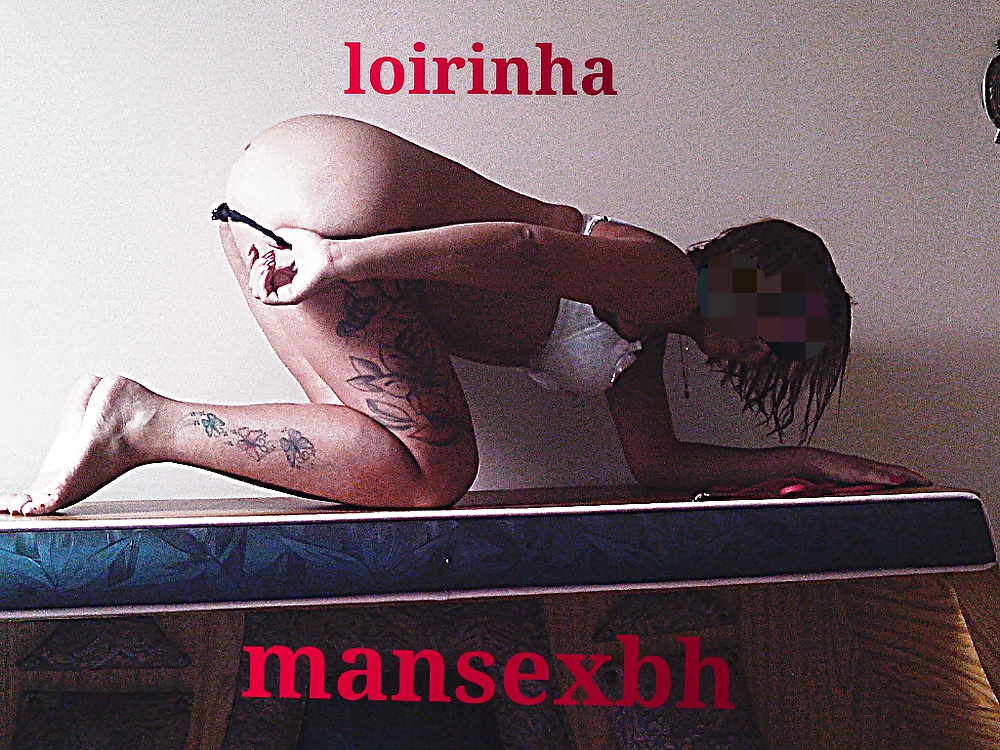 Com a loirinha
 #27991816