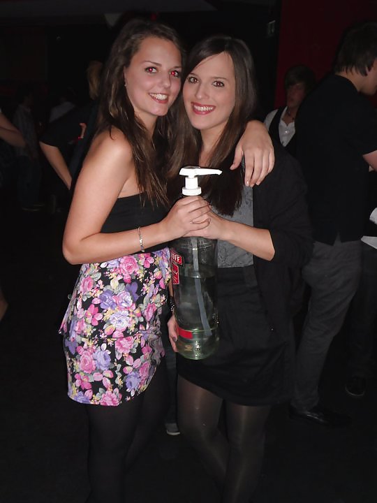 Geile Teens Und Milfs In Nylons! #37476055