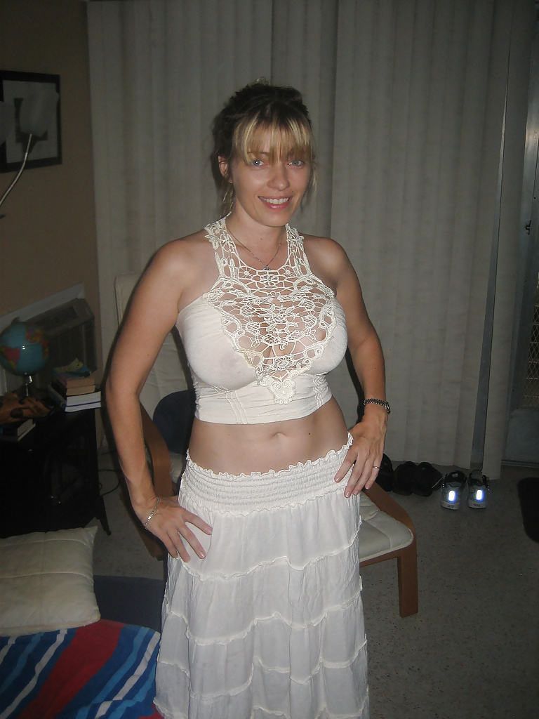 Lisa Hure Slave #25215873