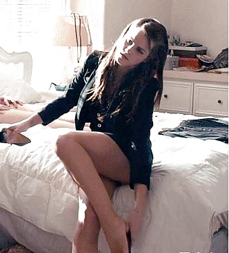 Emma Watson - boobs and legs and ..... #39114883