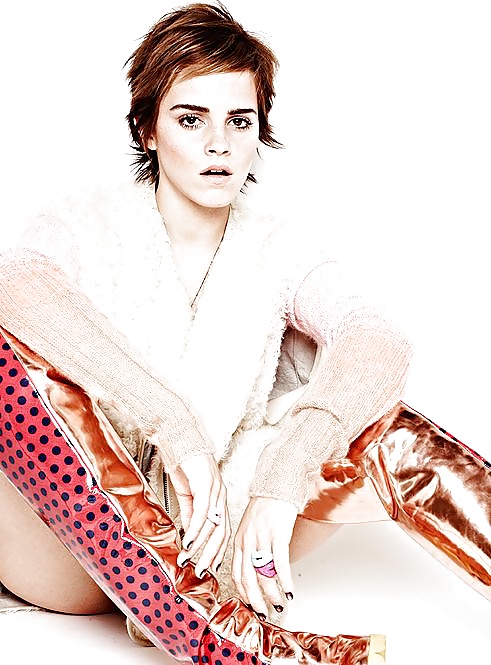 Emma Watson - boobs and legs and ..... #39114913