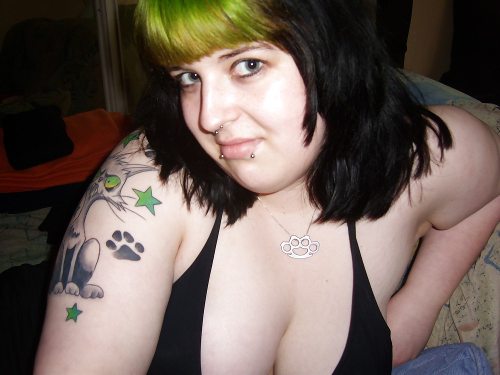 Fat Green Hair Punk Slut #33909705