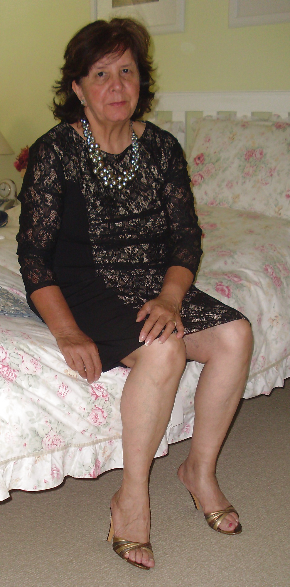 Rosemary sexy 63 años de edad vestida
 #28210812