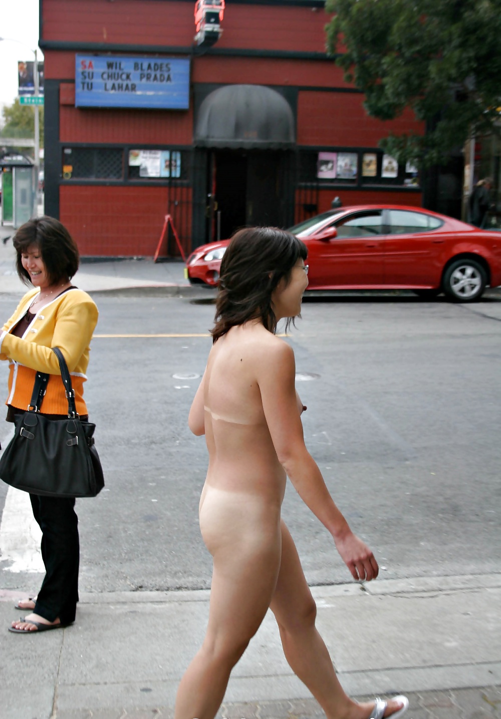 A naked walk in the city. #26598425