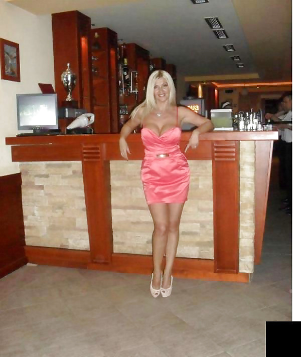 Milf puta serbia
 #25161353