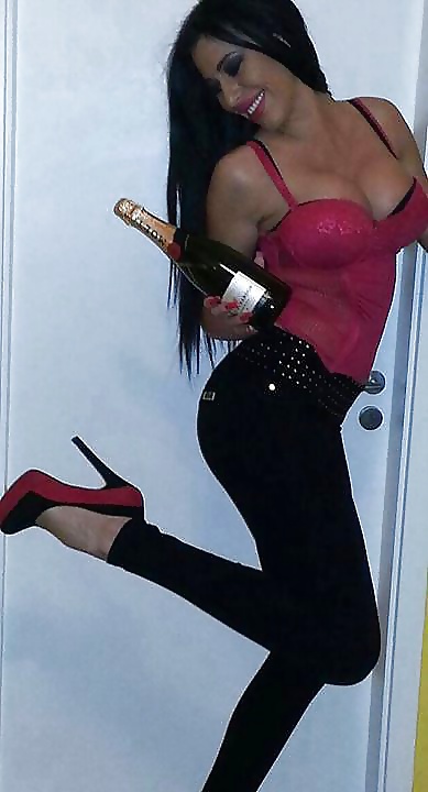 ハイヒールガール 57
 #40126425