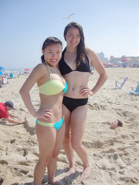 Facebook teen babes 5 - bikini sorority spring break! #28410758