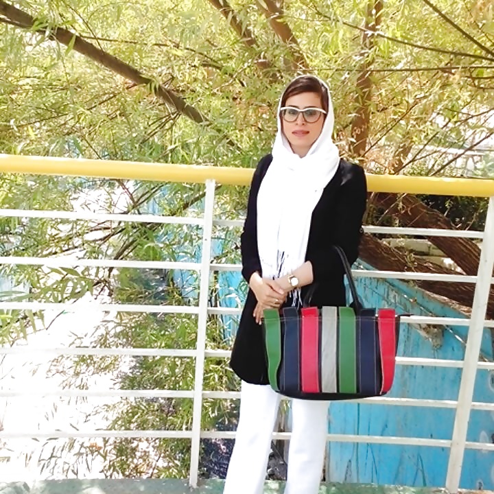 ペルシャ語、イラン語のプロフィール写真
 #40898658