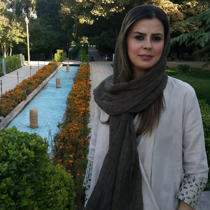ペルシャ語、イラン語のプロフィール写真
 #40898673
