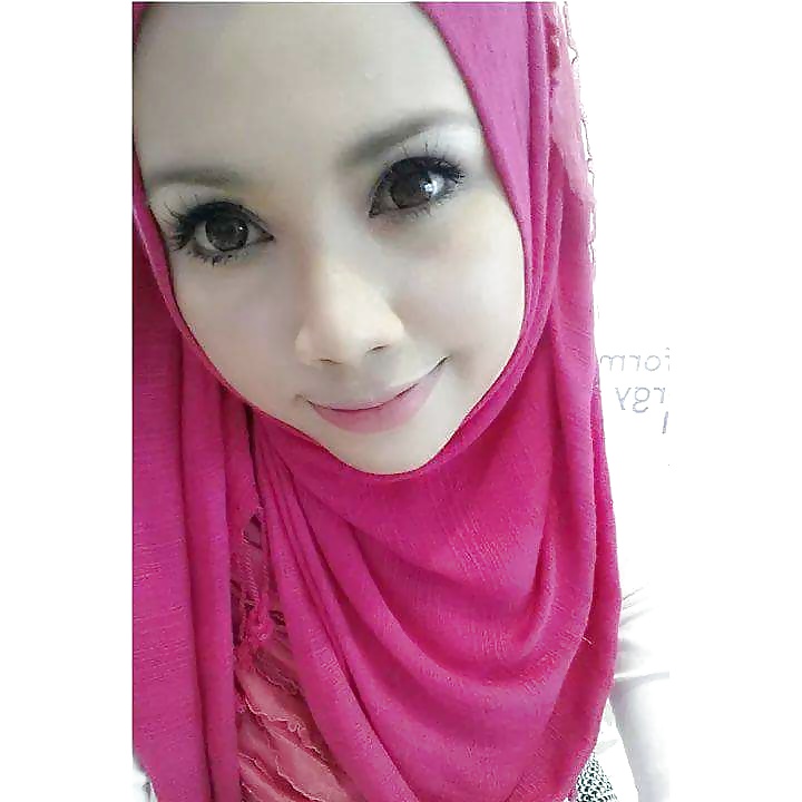 Gadis Melayu Bertudung #39868489