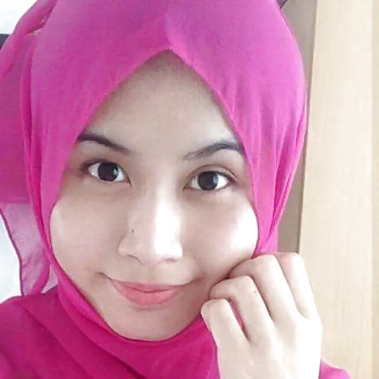 Gadis Melayu Bertudung #39868505