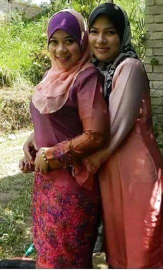 Gadis Melayu Bertudung #39868748