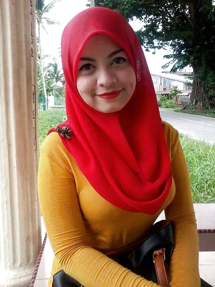 Gadis Melayu Bertudung #39868774