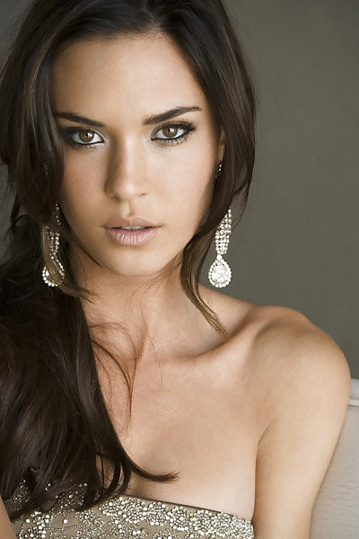 Odette Annable  #24874903