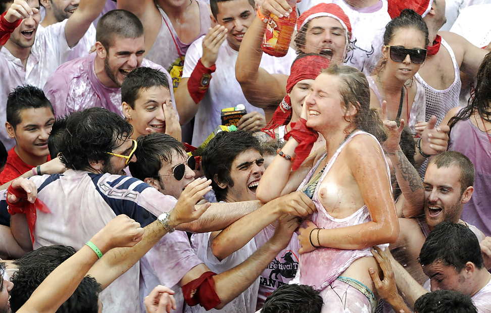 Groped in public 1
 #30904694