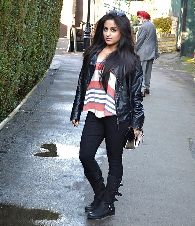 Desi hot babes
 #40765129