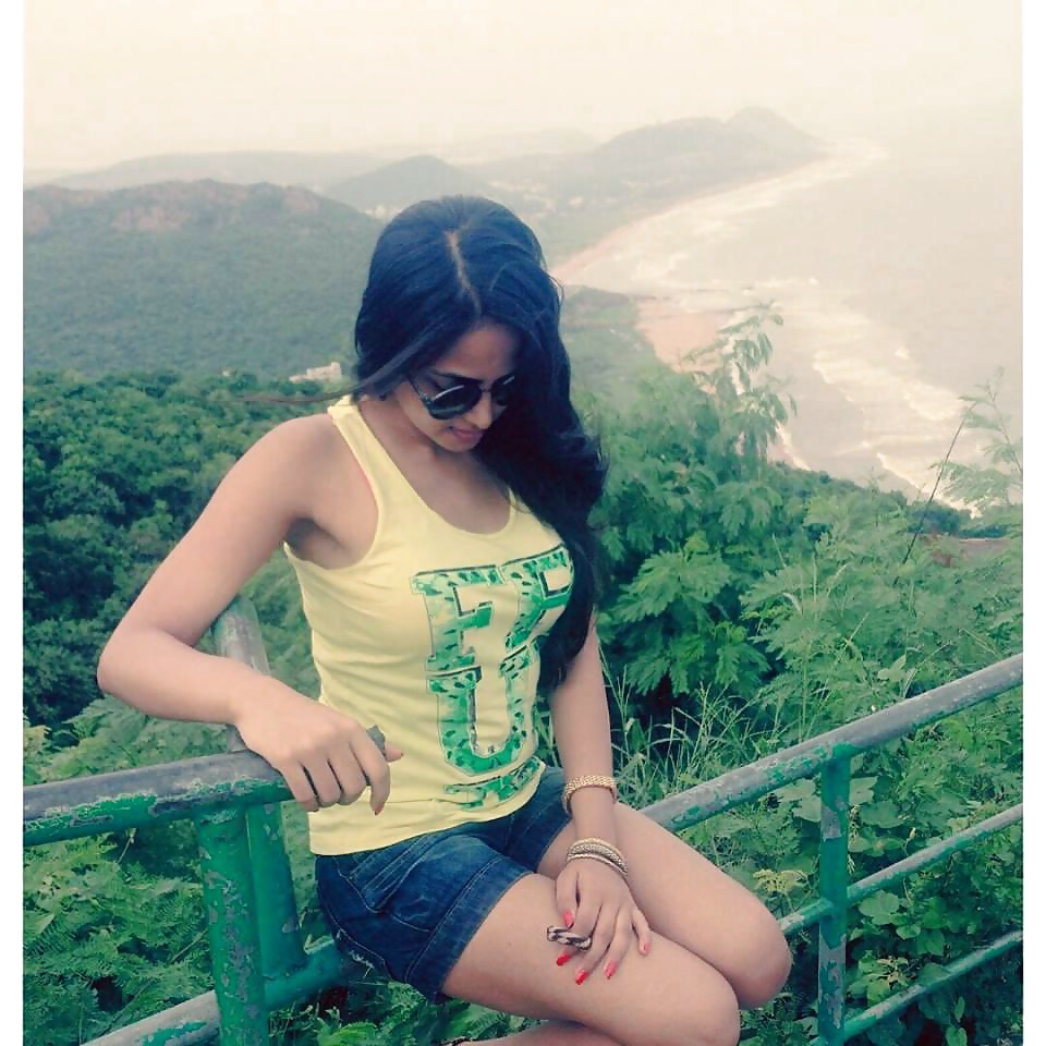 Desi hot babes
 #40765185