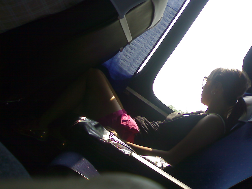 バスの中の熱いセルビアの尻軽女 - voyeur hidden cam
 #28244193