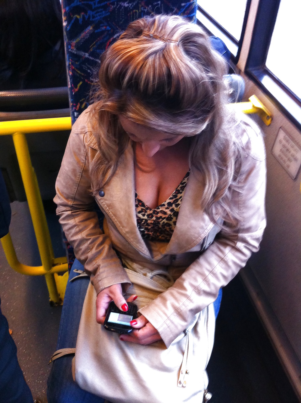 Perving on the bus #32064834