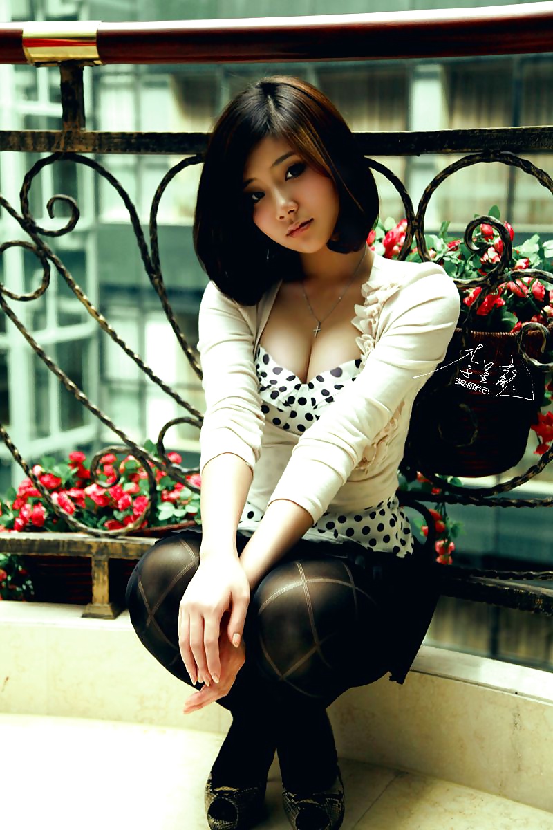 Rp - ragazza cinese magra
 #40932388