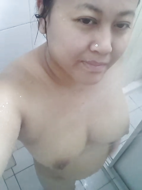 Malay wife teacher in shower skype
 #32334187