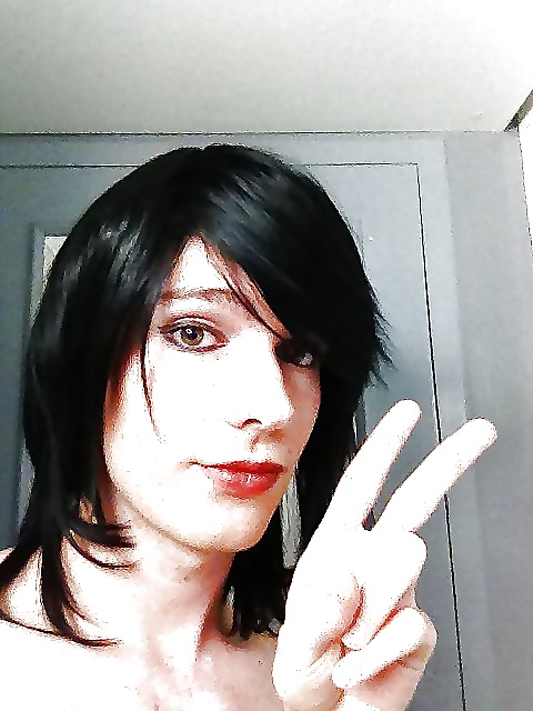 SELFIES #28297157