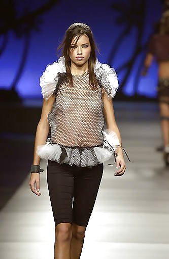 Berühmtheit # 1: Adriana Lima #35655867