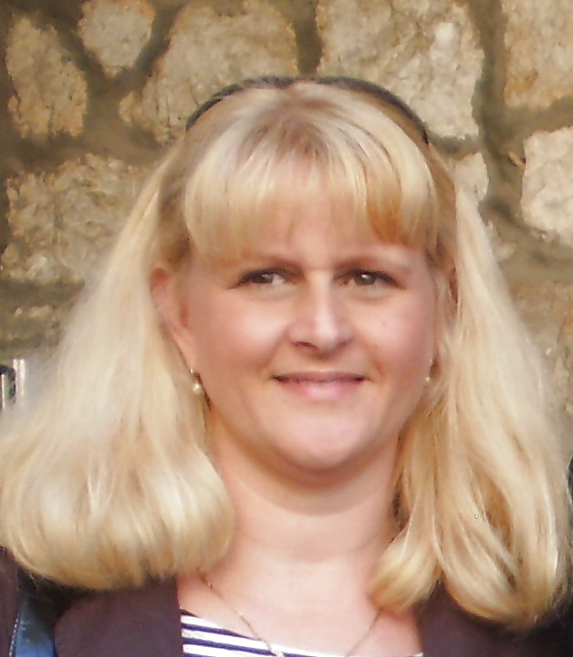 Meine mamá
 #32463116