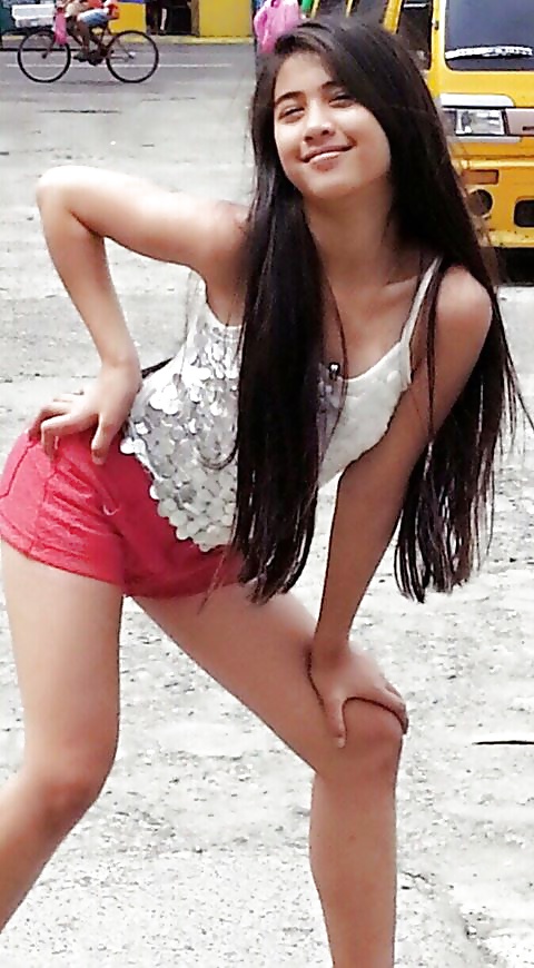 Mga Babaeng Pangarap Kong kantutin.  #39539838