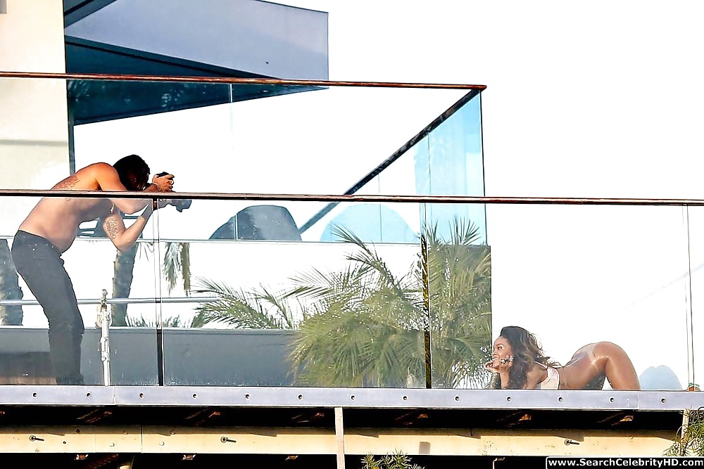 Rihanna bottomless culo nudo photoshoot in l.a
 #26033542