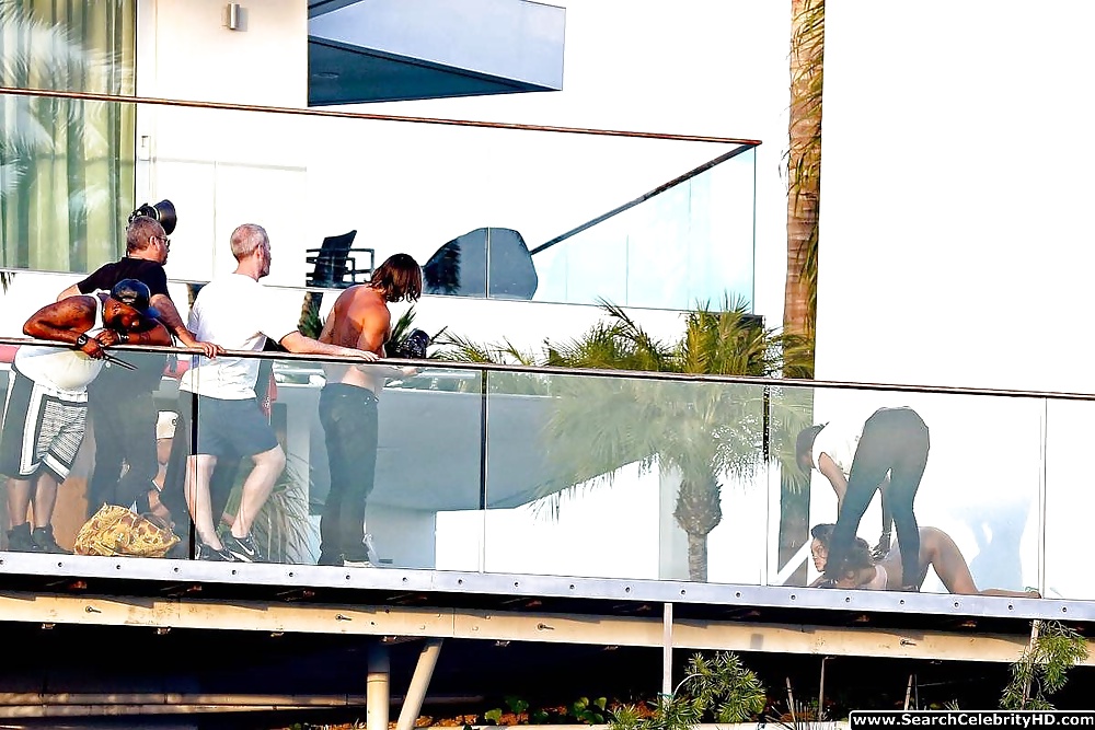 Rihanna bottomless culo nudo photoshoot in l.a
 #26033592