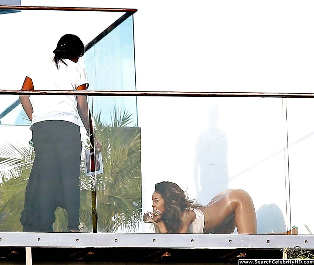 Rihanna bottomless bare ass photoshoot in l.a
 #26033613