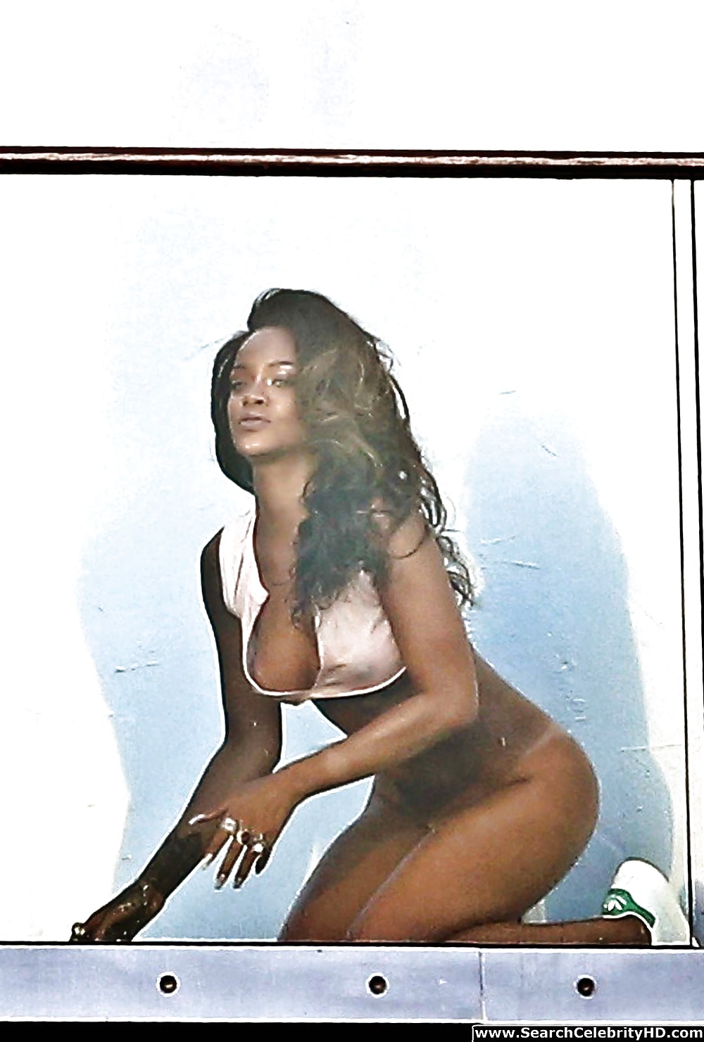 Rihanna bottomless culo nudo photoshoot in l.a
 #26033651