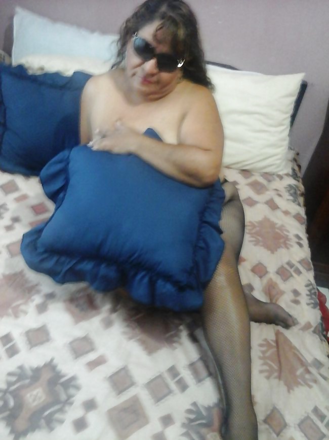 Mi vecina cachonda #23402876