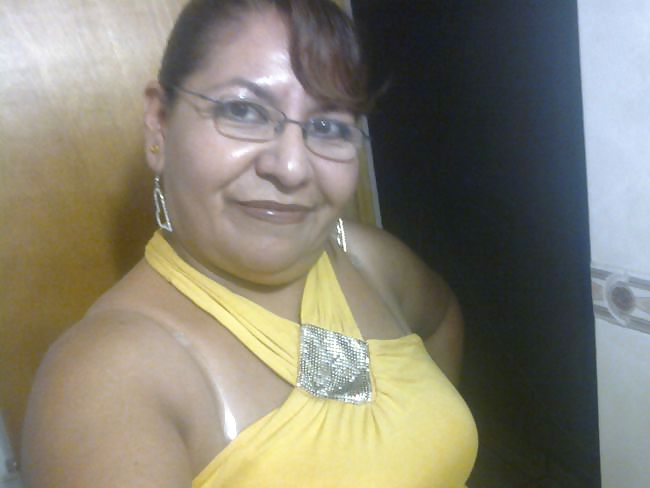 Mi vecina cachonda #23403549