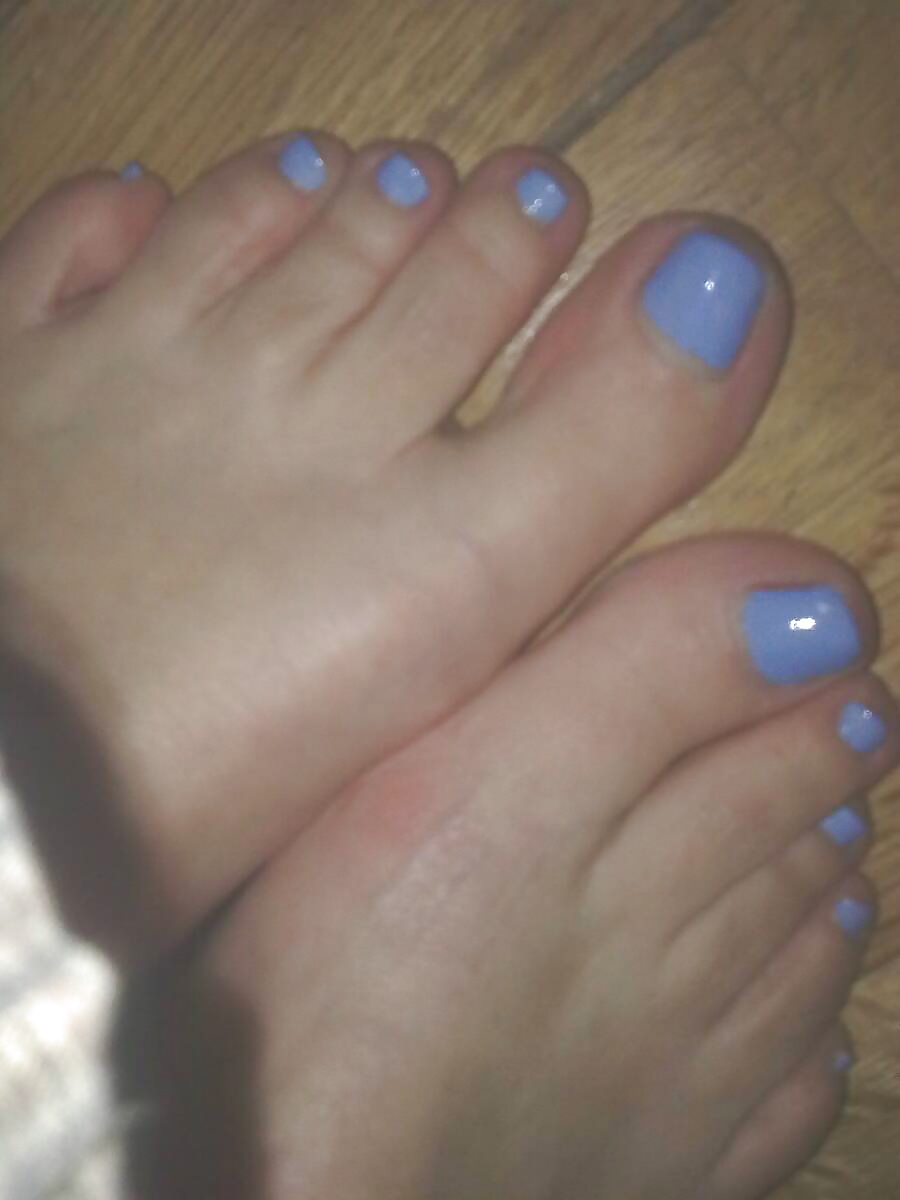 Colors of rainbow - electric blue & barefoot #40490638