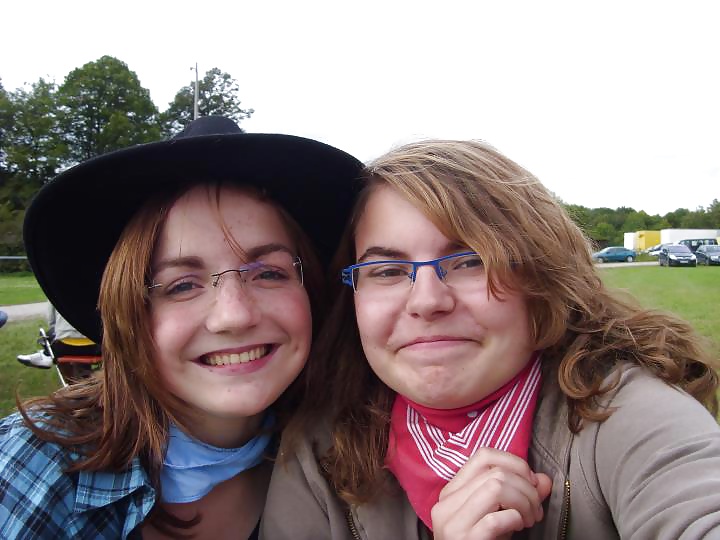 Geile Girls mit Brillen-Glasses #34027648