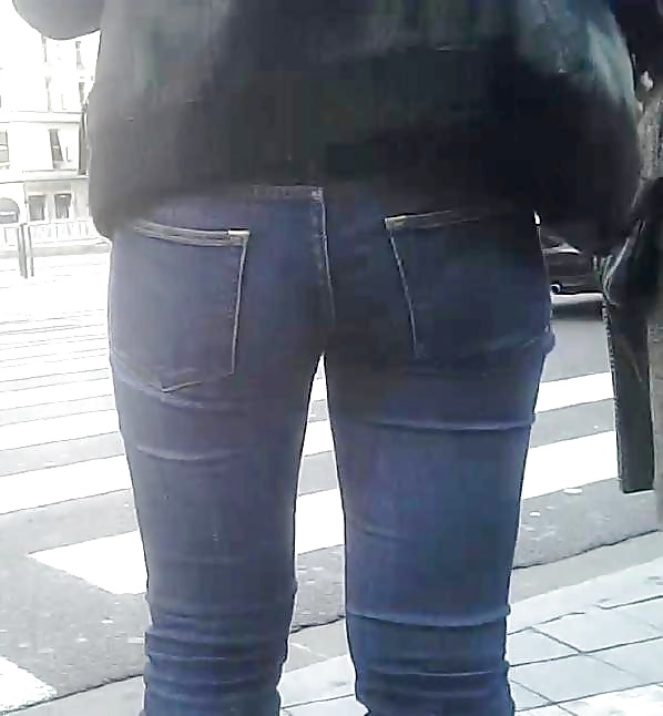 Asian Ass In Engen Jeans !! #31270270