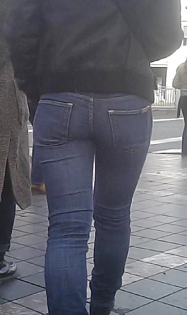 Asian Ass In Engen Jeans !! #31270293