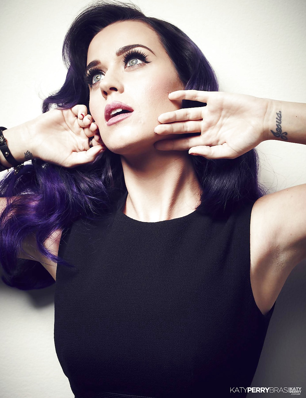 Katy Perry Armpit Stubble #30976754