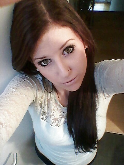 Selfshots2
 #26412232