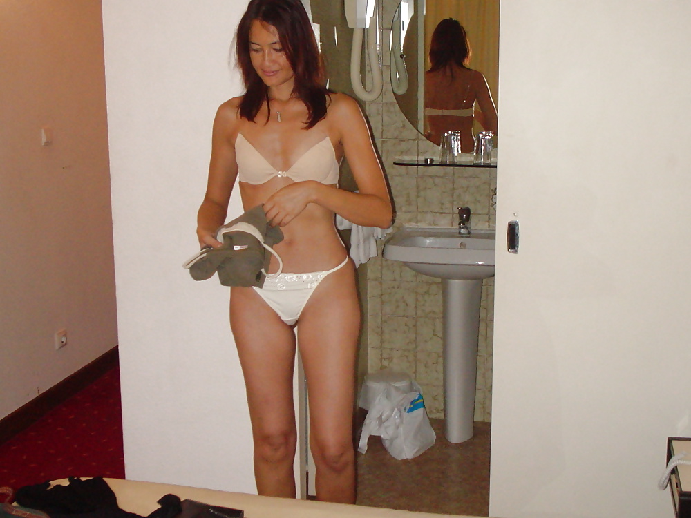 Amateur MILFs Wives Part 141 #28470488