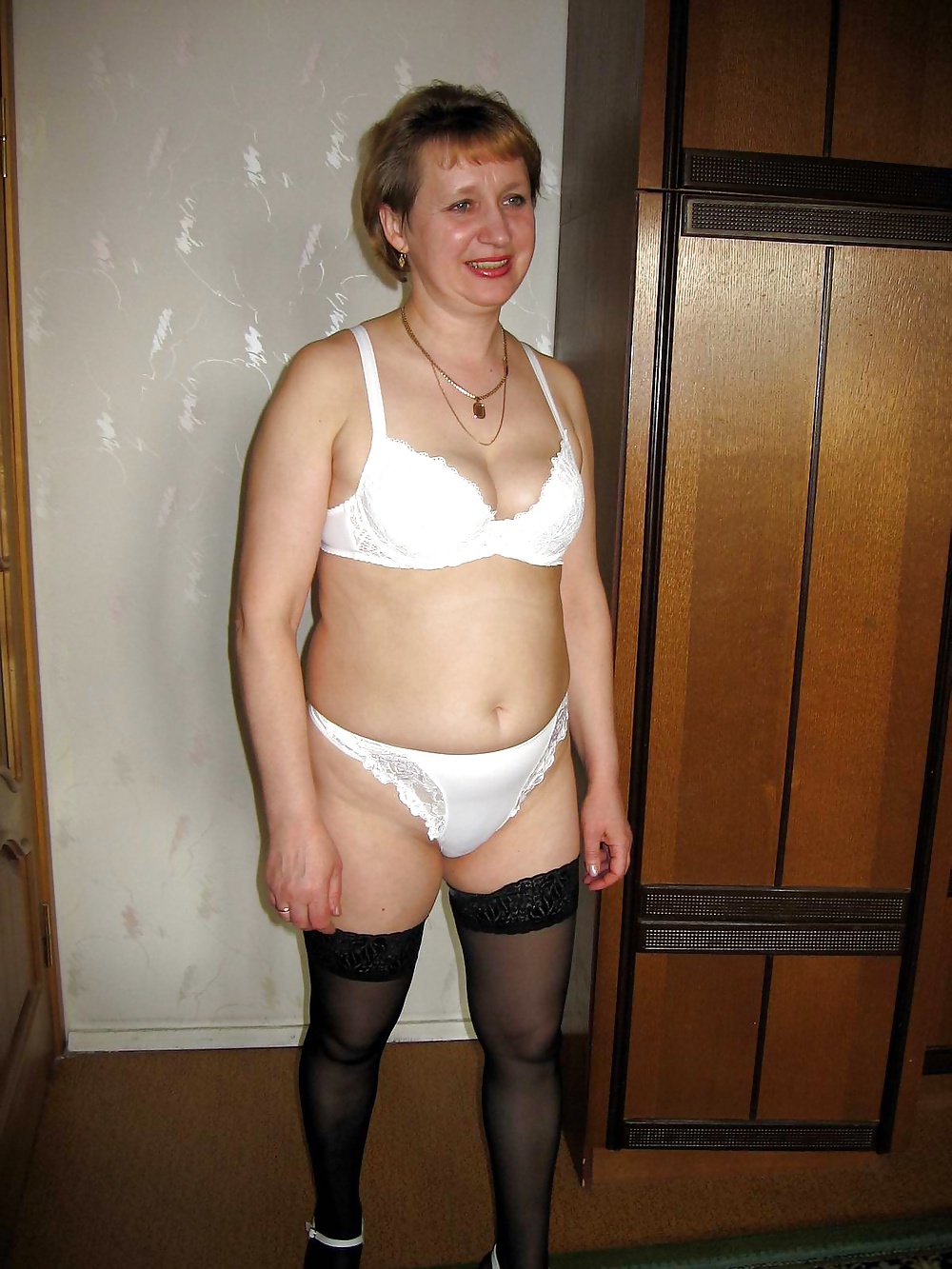 Amateur MILFs Wives Part 141 #28470680